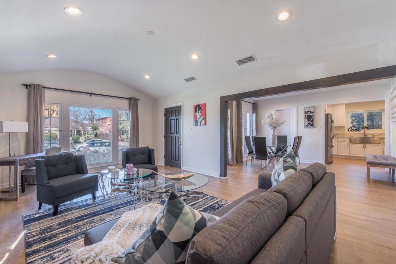Luxurious Studio City Home Лос Анджелис Екстериор снимка